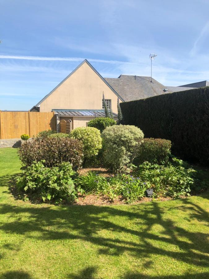 Hotel Le Gue Du Holme Saint-Quentin-sur-le-Homme Luaran gambar