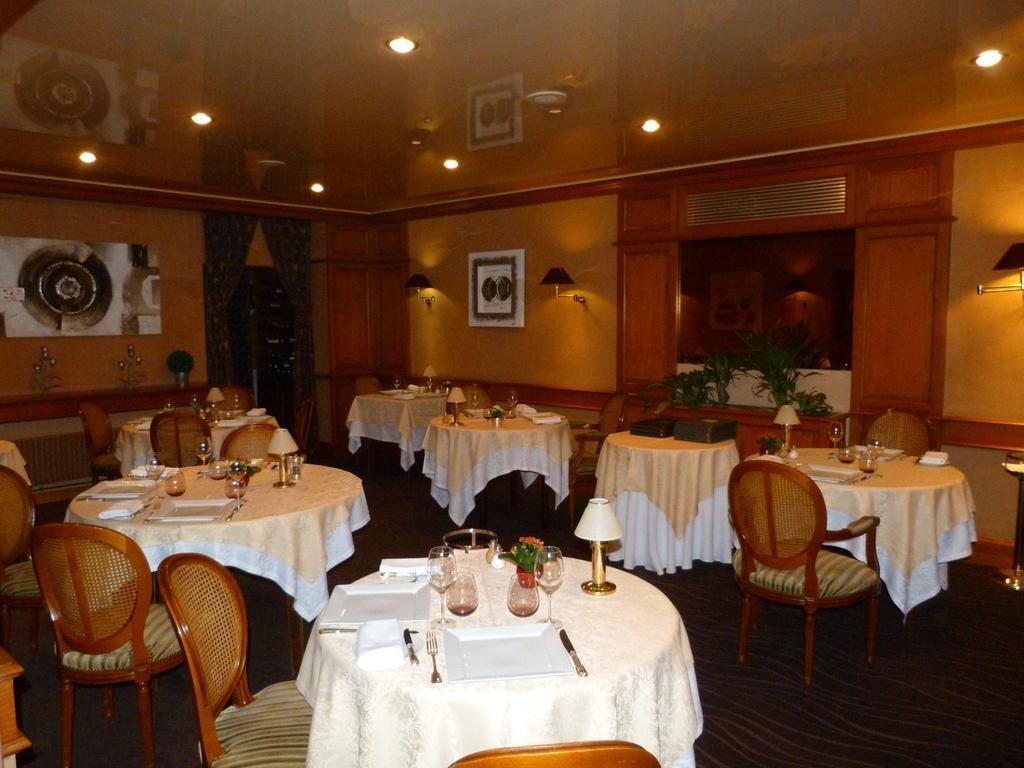 Hotel Le Gue Du Holme Saint-Quentin-sur-le-Homme Luaran gambar
