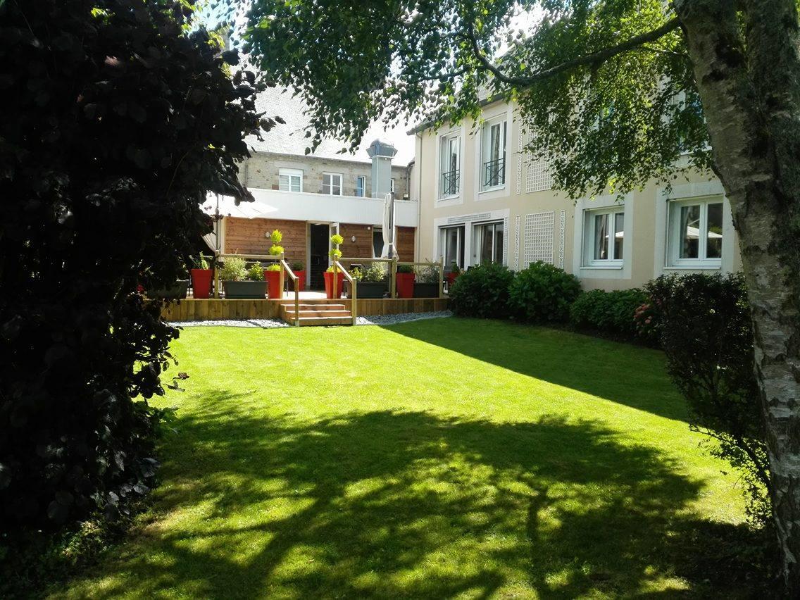 Hotel Le Gue Du Holme Saint-Quentin-sur-le-Homme Luaran gambar