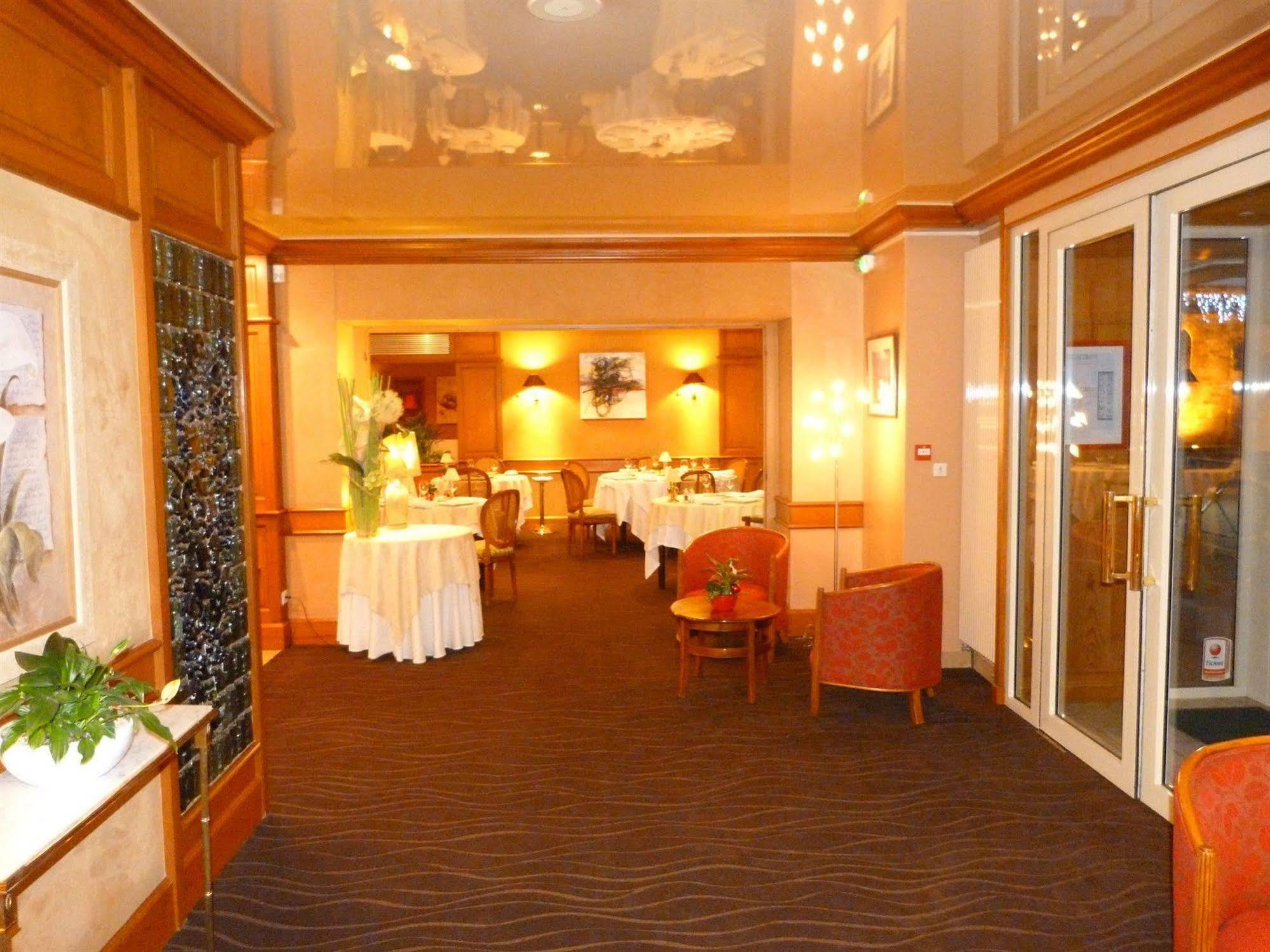 Hotel Le Gue Du Holme Saint-Quentin-sur-le-Homme Luaran gambar