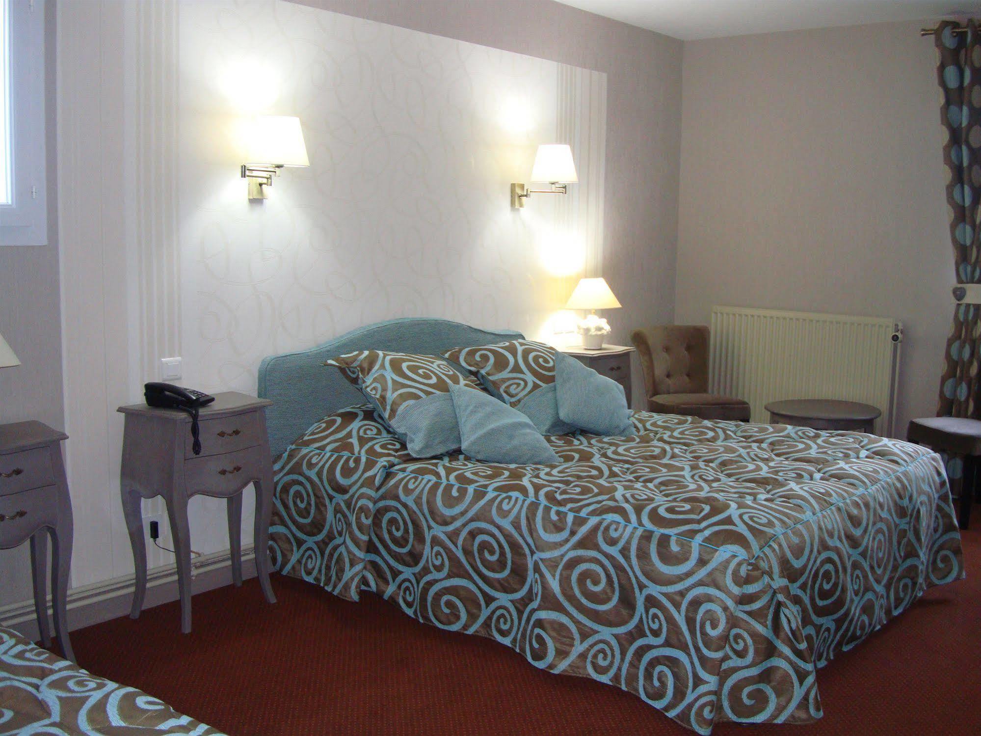 Hotel Le Gue Du Holme Saint-Quentin-sur-le-Homme Luaran gambar